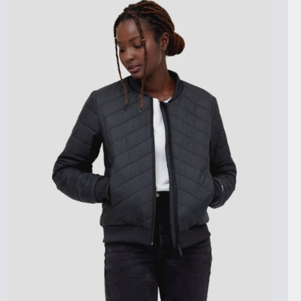 Tentree Cloudshell Bomber Puffer Jacket Black Quilted